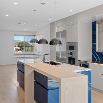 Smart European Style Kitchen