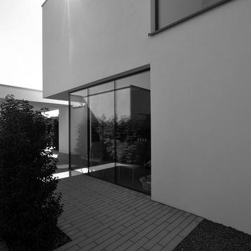 HAUS L
