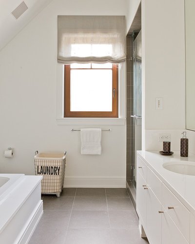 Contemporary Bathroom by Nicholaeff Architecture + Design