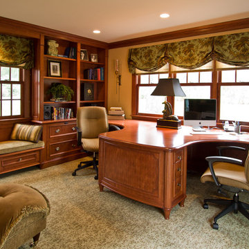 Traditional Home Office