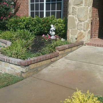Flowerbed mortared Stone edging