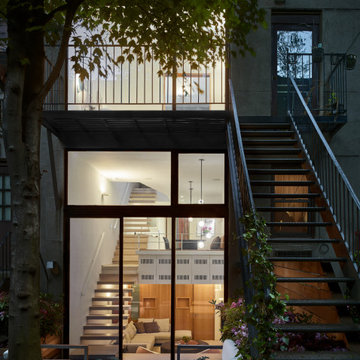 TOWN HOUSE TRIPLEX