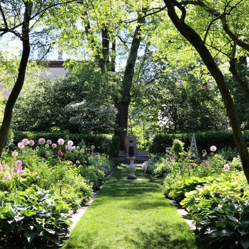 Unique Gardens