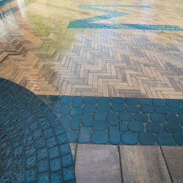 Award Winning Driveway Courtyard