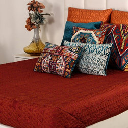 Koseli Red & Orange Reversible Paper Silk Bedspread - Quilts And Quilt Sets