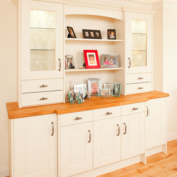 Alabaster white kitchen with Star Galaxy worktops