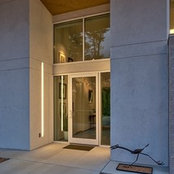 Niki Posten's photo