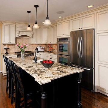 A Kitchen Where the Family Hangs Out