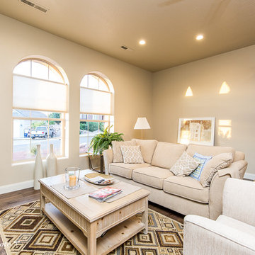 High Ridge Drive: Casita Living Area