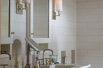 Bathroom - transitional bathroom idea in Milwaukee
