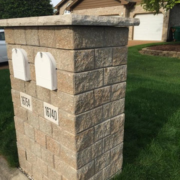 Roberts Brick mailbox
