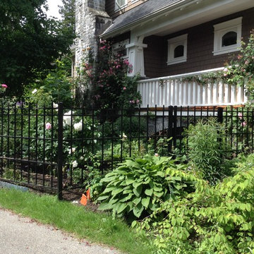 Vancouver Traditional Flower Bed