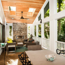 Screened in porch