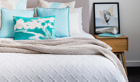 How to Make Your Boring Bedroom Beautiful (in 5 Steps)