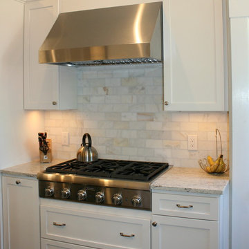 Fieldstone Cabinetry Bristol Marshmallow Cream with Java island