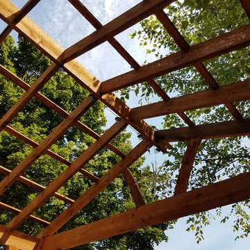 Gable roof pergola