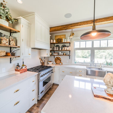 Traditional Rustic Kitchen with Exposed Wood Beams
