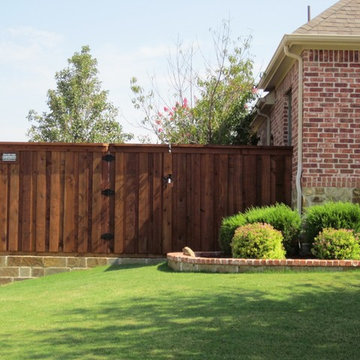 Cap Rail Board On Board Fence Flagstone Retaining Wall