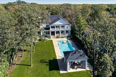 Traditional exterior home idea in Chicago