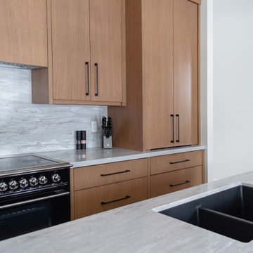 Kitchen Island, Close Up | Subtle Light, Bold Black