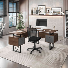Poo and Shooli desk