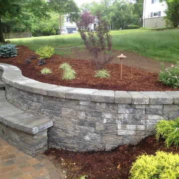 sitting wall / water feature