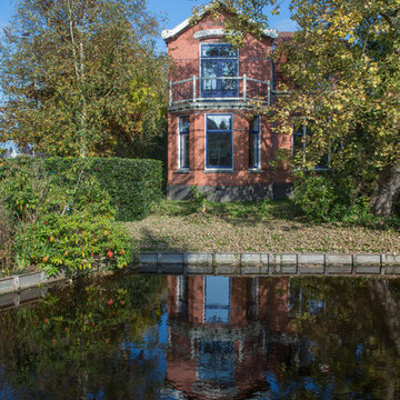 A Look Inside a Former Dutch Flower Estate