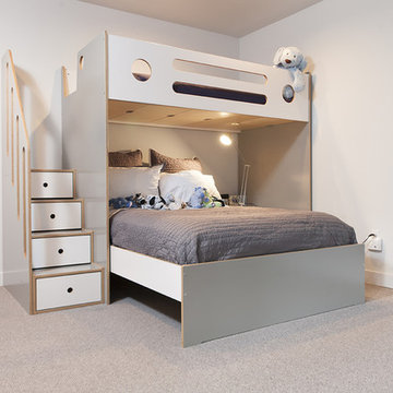 New Jersey - A spacious room gets a modern makeover