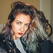 Lindsay Lancaster's photo