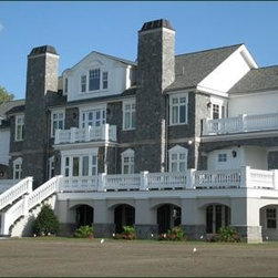 Custom Baluster Railing - Outdoor Grills