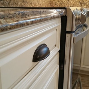 North Granby Colonial