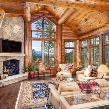 Hamilton Court Log Home