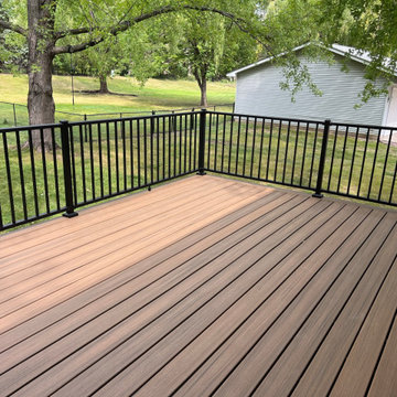 Robin Road Deck