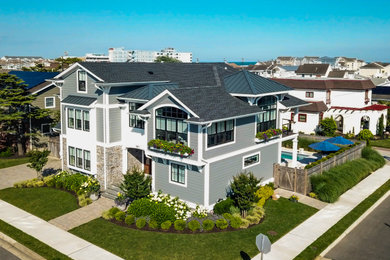 Beach style home design photo in Philadelphia