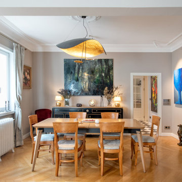 Apartment with Parisian Flavour
