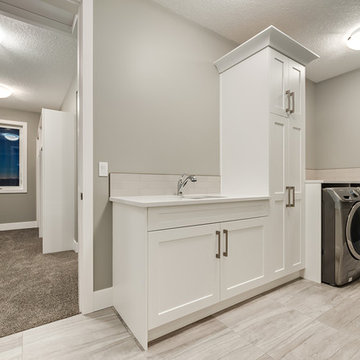 Beautiful Transitional home in Watermark