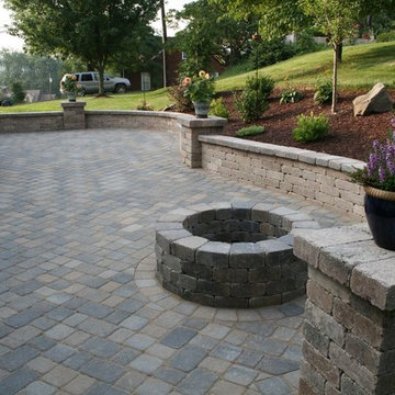 Warming Outdoor Fireplace & Fire Pit Retreats