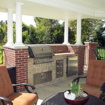 Outdoor Kitchens, Grills, and Refrigerators