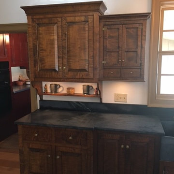 Traditional Kitchen in Tiger Maple