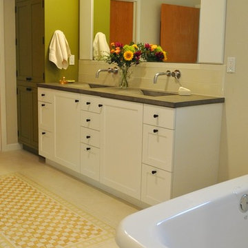 Handpainted Bath