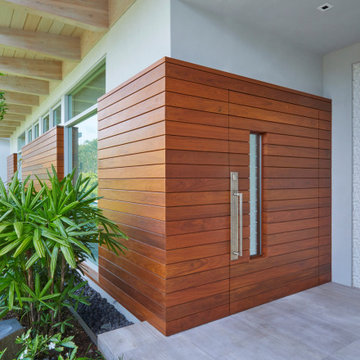 Waialae Tropical Modern