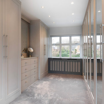 BESPOKE FITTED MIRRORED DRESSING ROOM