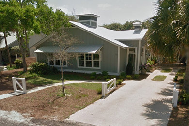 Exterior home idea in Miami