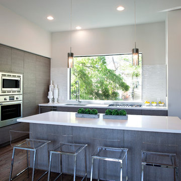 Contemporary Kitchen