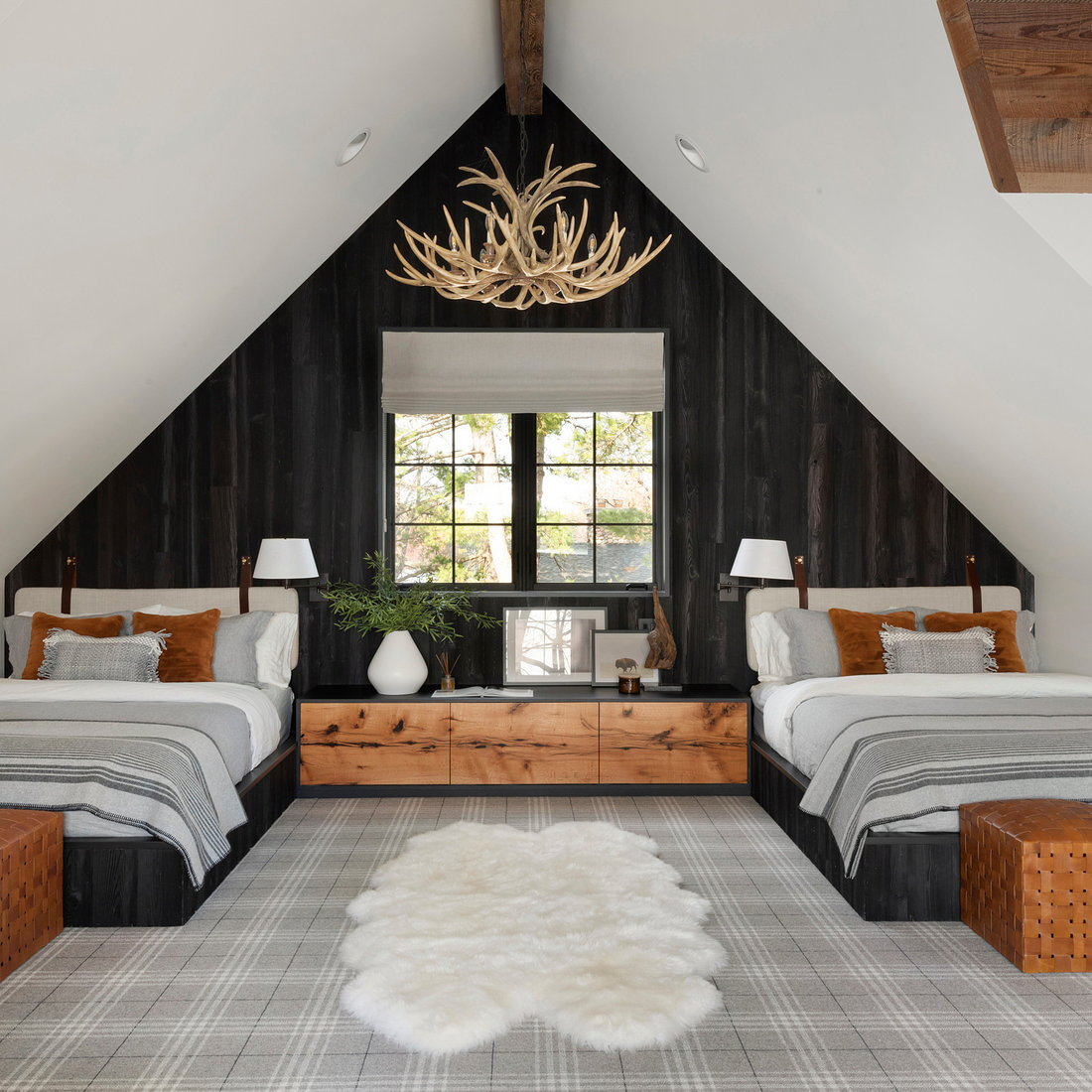 Gull Lake Home