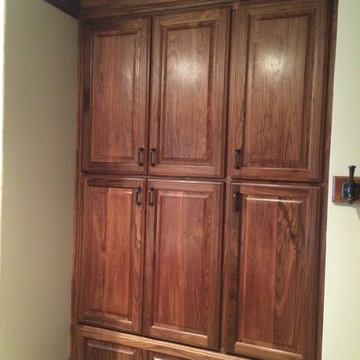 Walnut built in