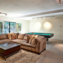 Pool table