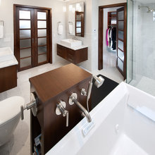 Master Bath Room