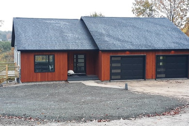 Example of an exterior home design in Portland Maine