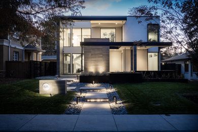 Exterior home photo in Denver
